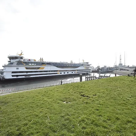 Chic Beachside W Sauna Julianadorp